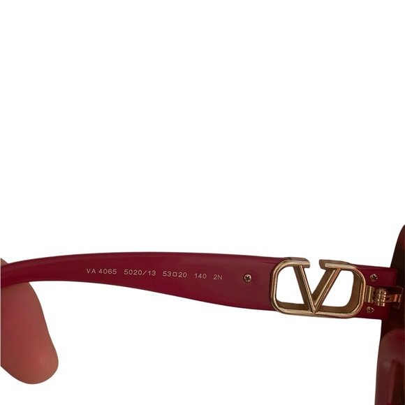 Valentino Burgundy Sunglasses  SOPHISTICATED AND ELEGANT VALENTINO